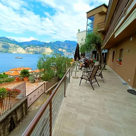 Antonella Hotel 3*