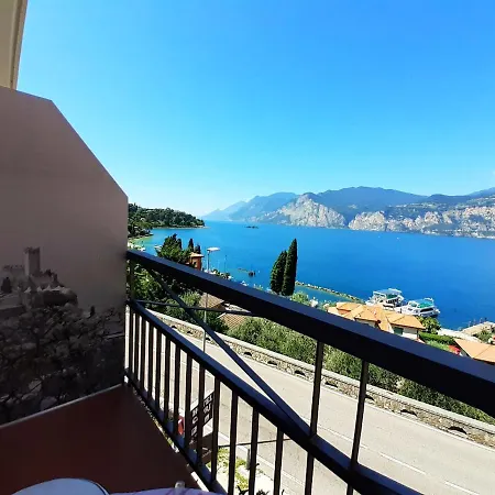 Antonella Hotel 3*