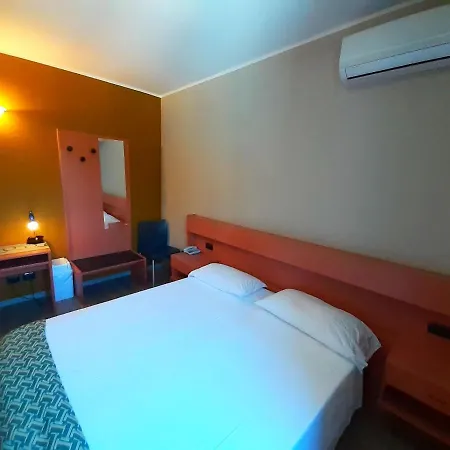 Antonella Hotel 3*
