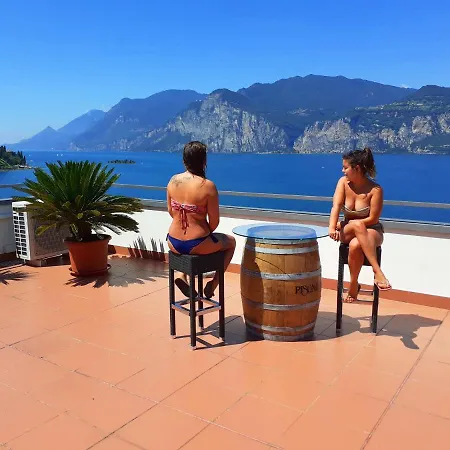 Antonella 3* Malcesine