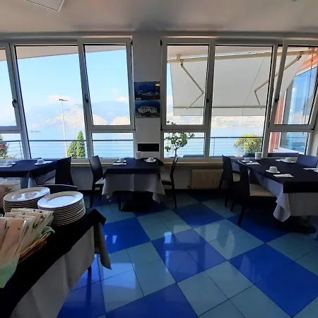 Antonella 3* Malcesine