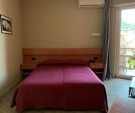 Ξενοδοχείο Antonella Μαλτσεζίνε