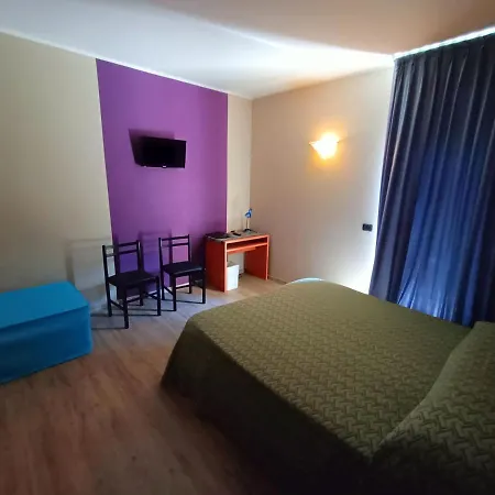 Hotel Antonella 3*
