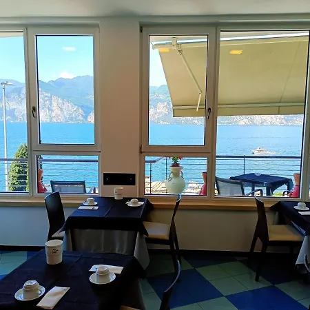 Antonella 3* Malcesine