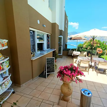 Antonella Hotel 3*