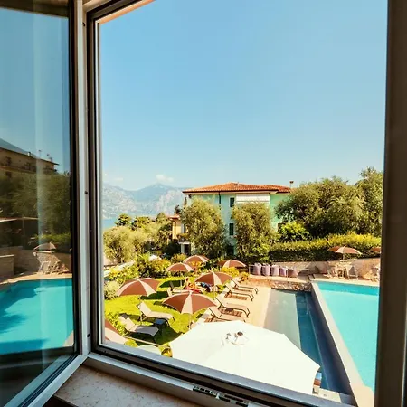Antonella 3* Malcesine